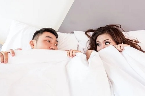一床不住二龙的来历，龙与龙不合吗