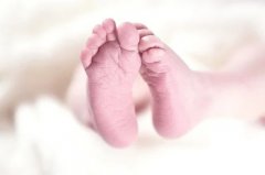 2023年元月生孩子哪天日子好，兔年第一月最旺出生日